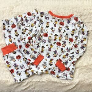 Peanuts Charlie Brown Halloween pajamas